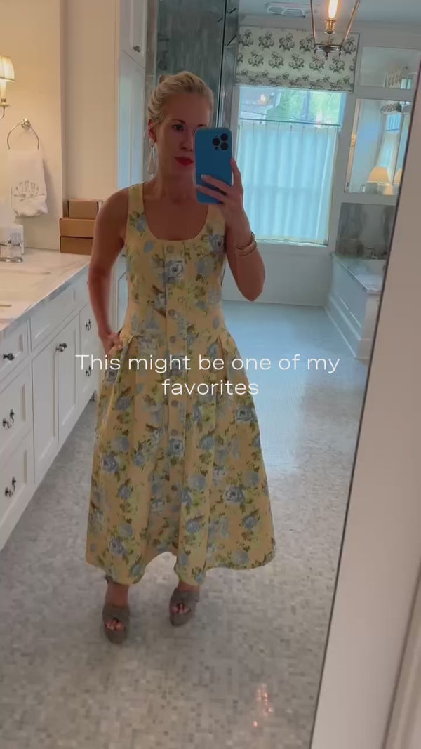 Hunter Bell in the Thompson Dress in Garden Rose Peri.